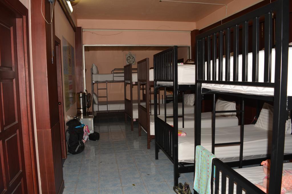 Little Austria Tams Guesthouse Plage de Chaweng Extérieur photo