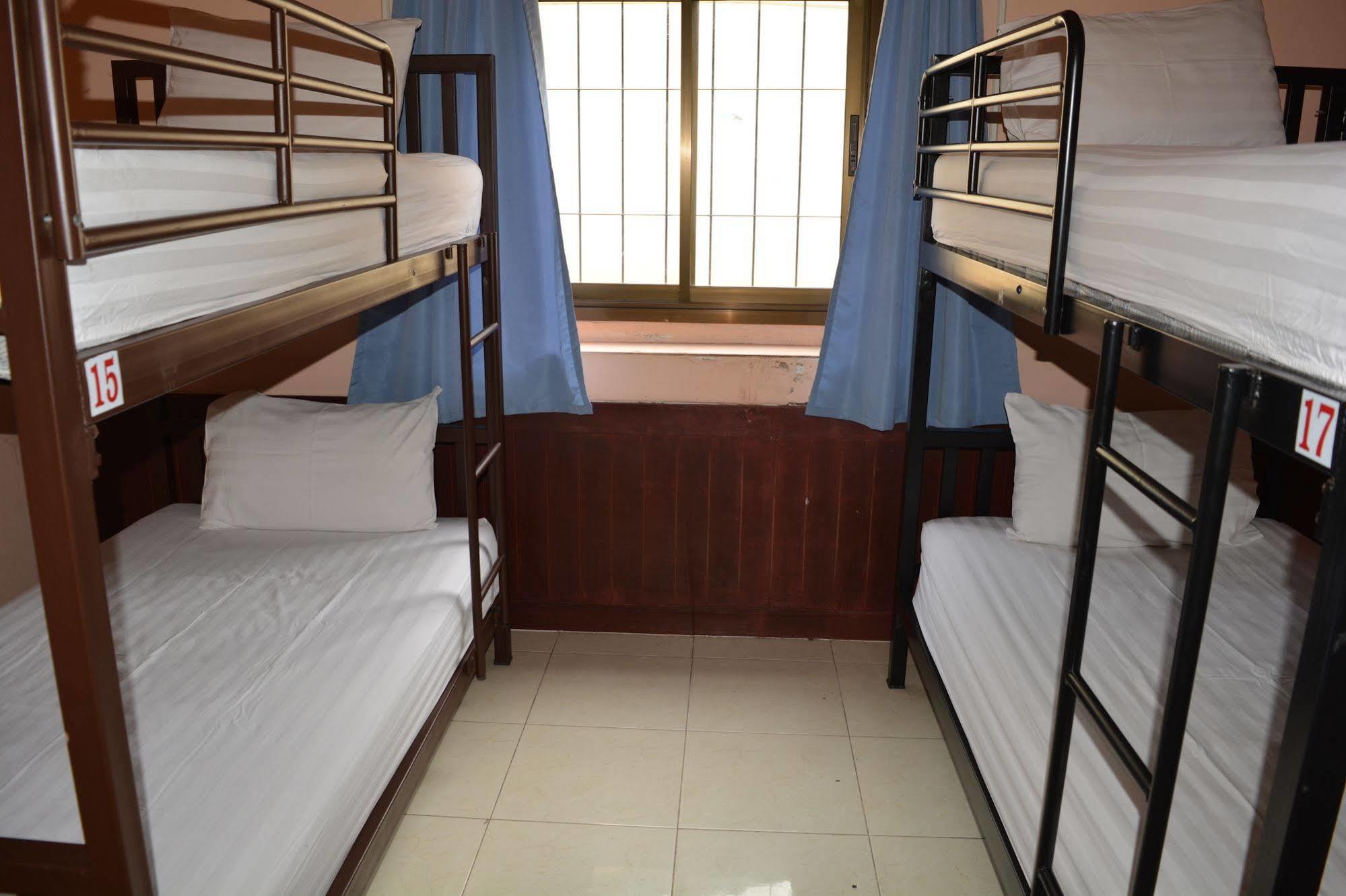 Little Austria Tams Guesthouse Plage de Chaweng Extérieur photo