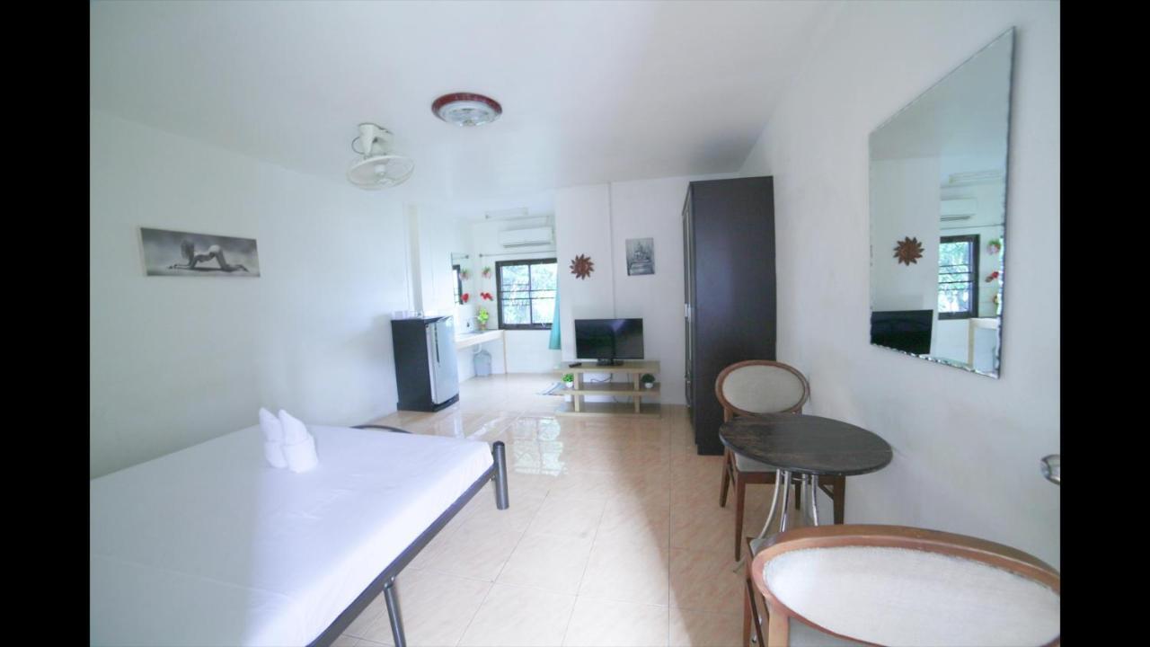 Little Austria Tams Guesthouse Plage de Chaweng Extérieur photo